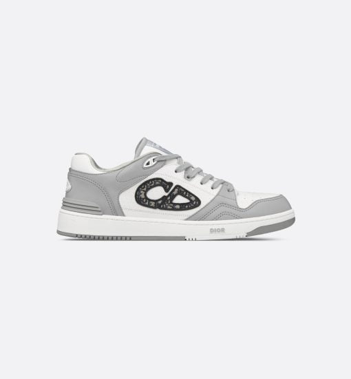 B57 Low-Top Sneaker Dior Gray And White Smooth Calfskin With Beige And Black Dior Oblique Jacquard - 3SN318ZXU_H860