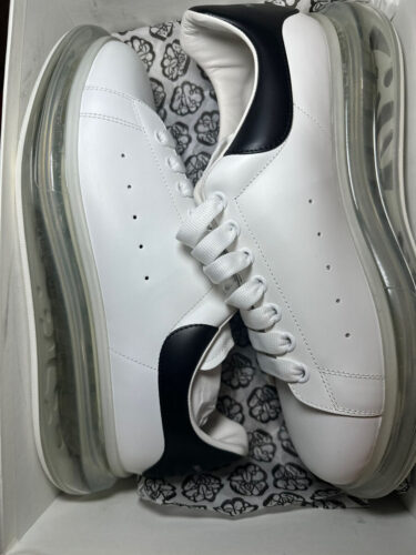 Alexander McQueen Oversized Clear Sole Black photo review