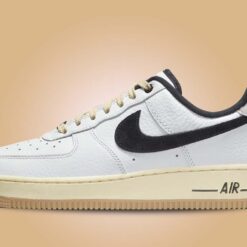 Alternative view of Nike Air Force 1 '07 LX Low Command Force Summit White Black - W