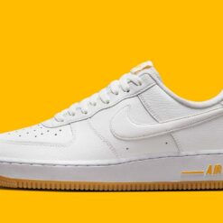 Alternative view of Nike Air Force 1 Low '07 White University Gold Gum
