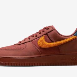 Alternative view of Nike Air Force 1 Low La Familia