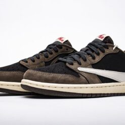 Jordan 1 Retro Low OG SP Travis Scott