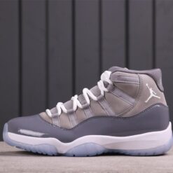 Alternative view of Jordan 11 Retro Cool Grey 2021