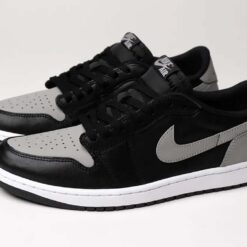 Jordan 1 Low OG Shadow