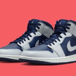 Jordan 1 Mid Blue Void