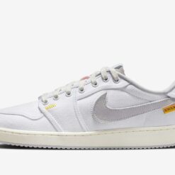 Alternative view of Jordan 1 Retro AJKO Low SP Union White
