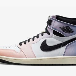 Alternative view of Jordan 1 Retro High OG Skyline