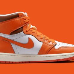 Alternative view of Jordan 1 Retro High OG Starfish - W