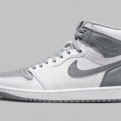 Alternative view of Jordan 1 Retro High OG Stealth