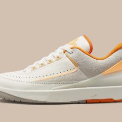 Alternative view of Jordan 2 Retro Low Craft Melon Tint