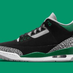 Alternative view of Jordan 3 Retro Pine Green