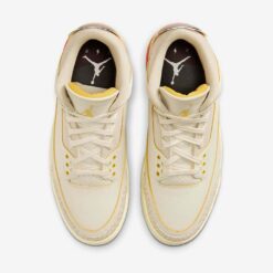 Alternative view of Jordan 3 x J Balvin Medellín Sunset