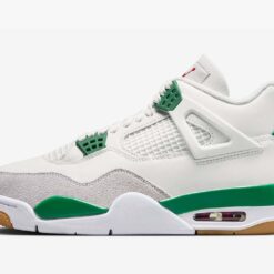 Alternative view of Jordan 4 Retro SB Pine Green