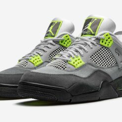 Jordan 4 Retro SE 95 Neon