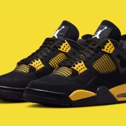 Jordan 4 Retro Thunder 2023