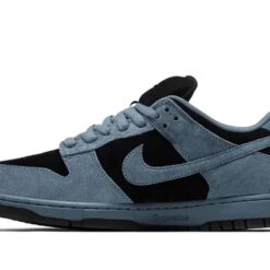 Alternative view of SB Dunk Low Supreme 94 Ocean Fog
