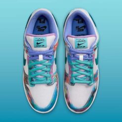 Alternative view of SB Dunk Low x Futura Laboratories